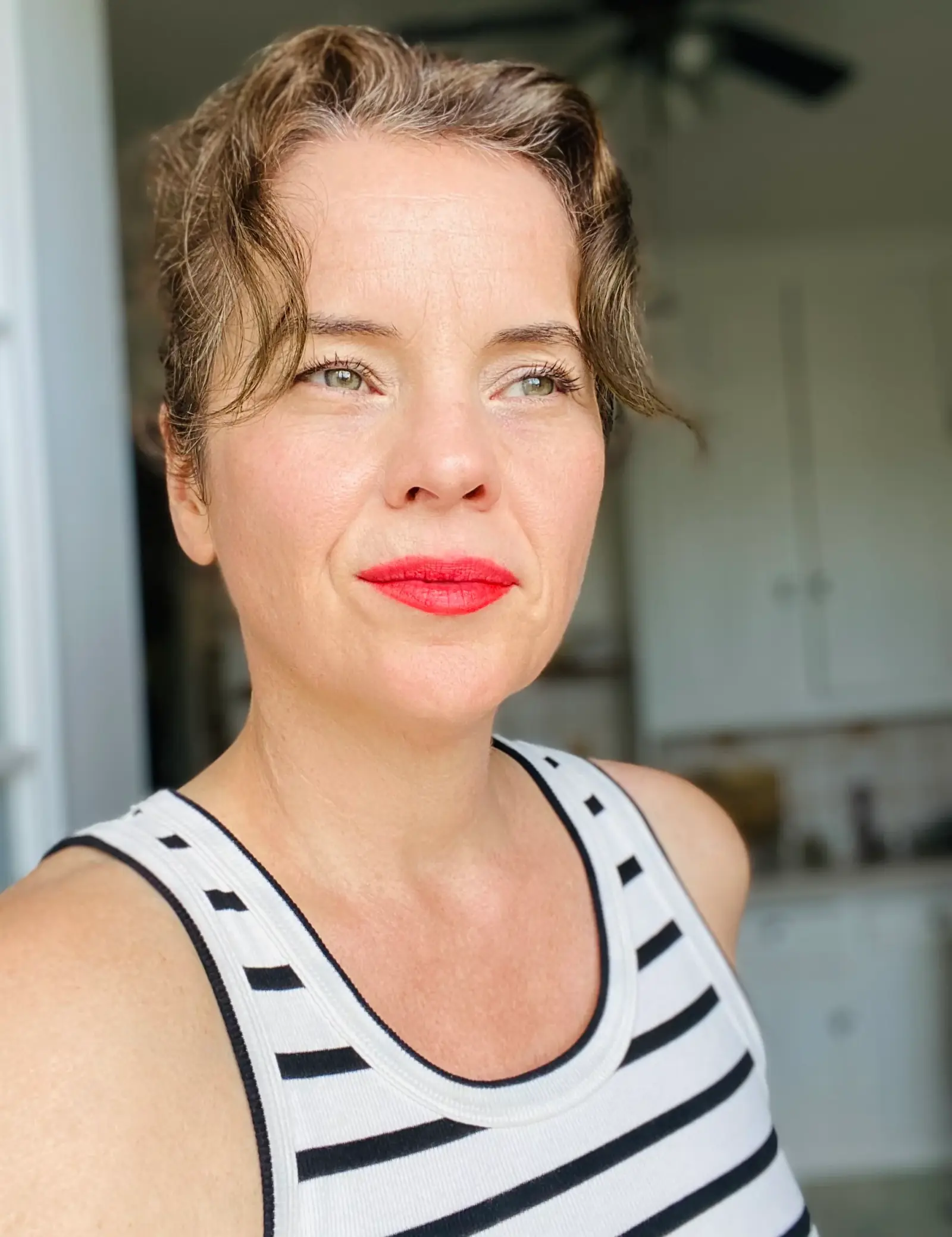 Portrait of Angélique Dubé, aura photographer in Montreal